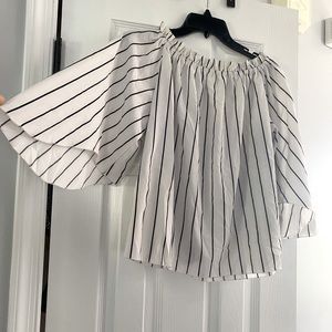 Off the should stripped flowy top
